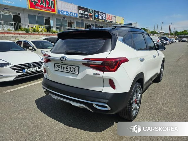 Kia Seltos id 4203284 из Кореи 13