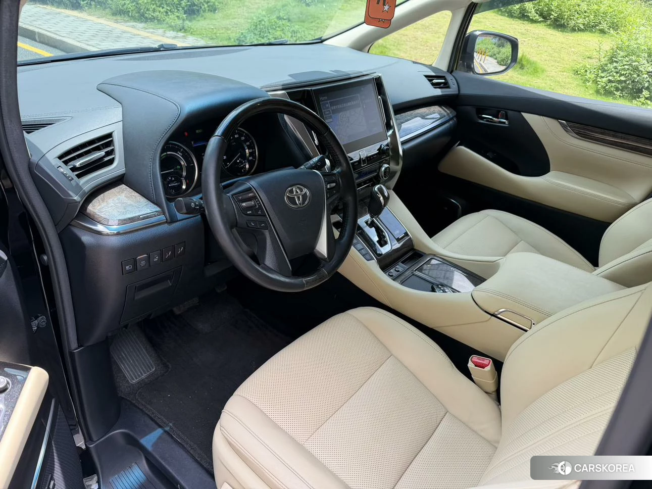 Toyota Alphard 2021 Черный из Китая, фото 6