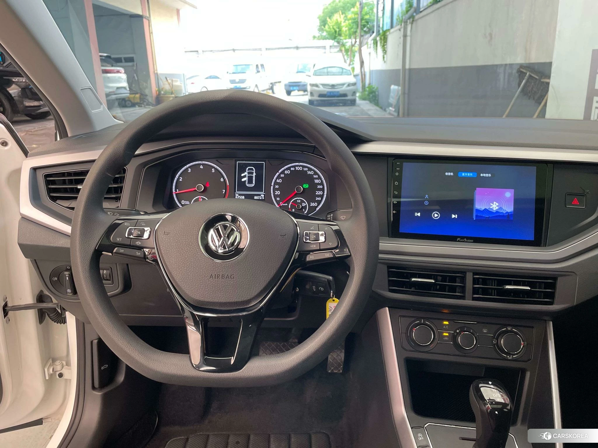 Volkswagen Polo id 4512489 из Китая 9