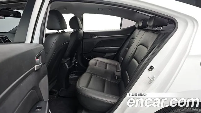 Hyundai Avante AD id 2672349 из Кореи 13