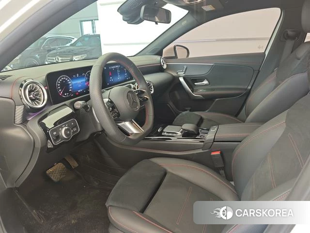 Mercedes-Benz Class A id 4213827 из Китая 10