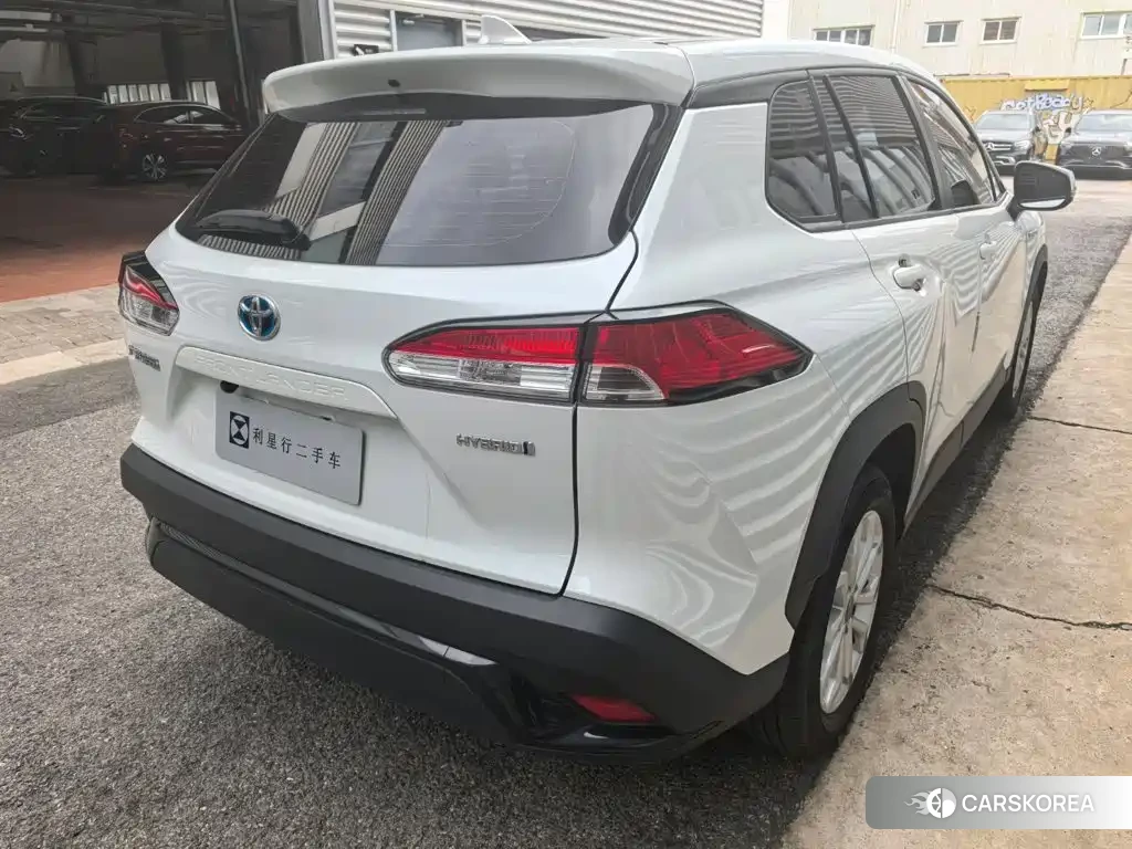 Toyota Frontlander 2023 Белый из Китая, фото 4