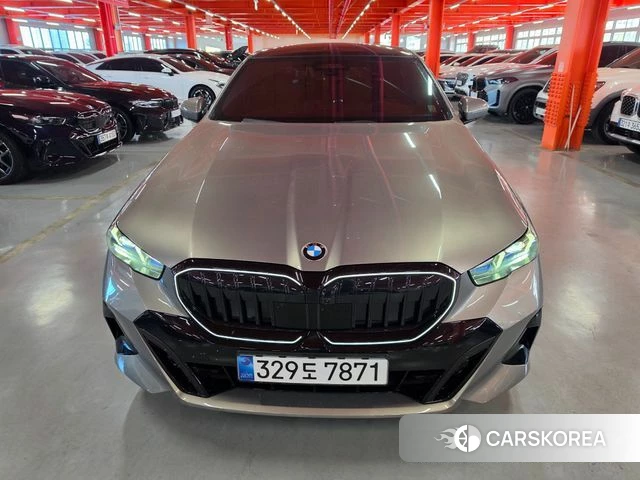 BMW 5 Series (G60) id 4392459 из Кореи 13