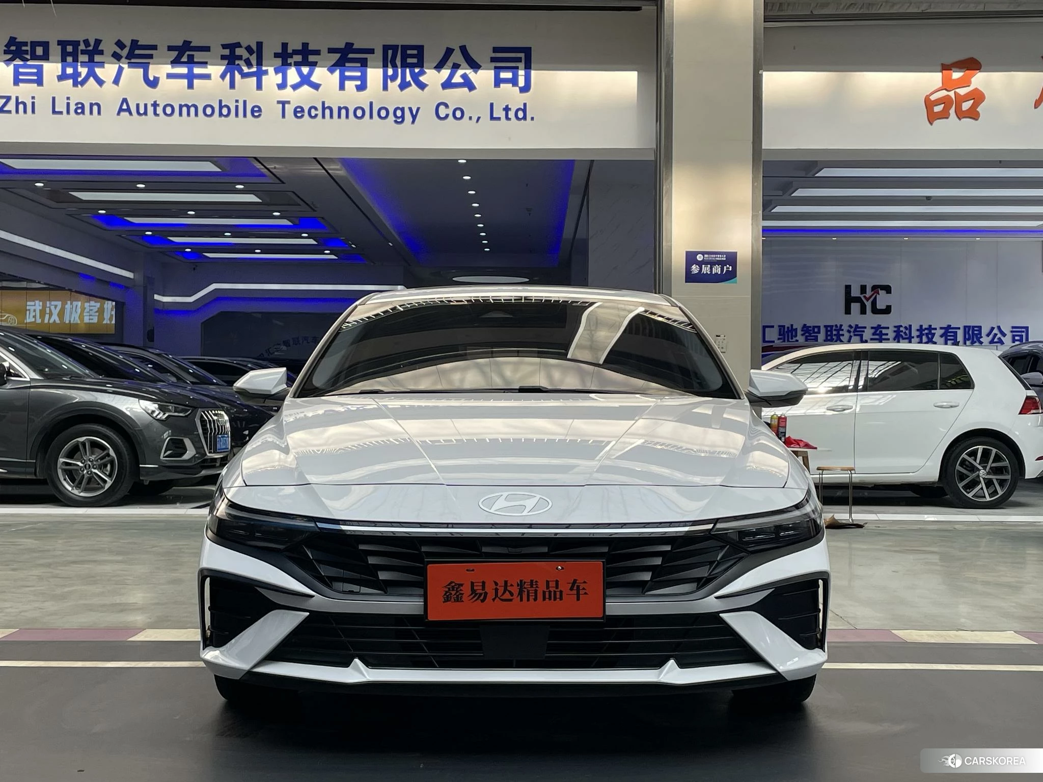 Hyundai Elantra id 4426717 из Китая 11