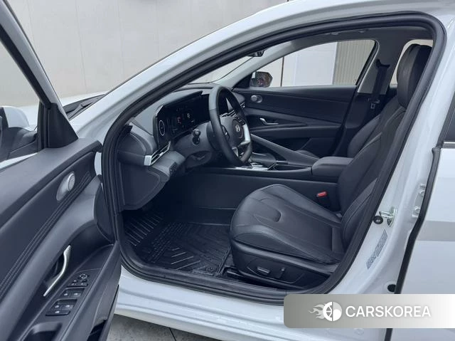Hyundai Elantra id 4297762 из Китая 17