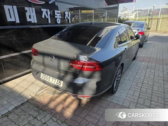 Volkswagen Passat GT (B8) 2018 Серый из Кореи, фото 3