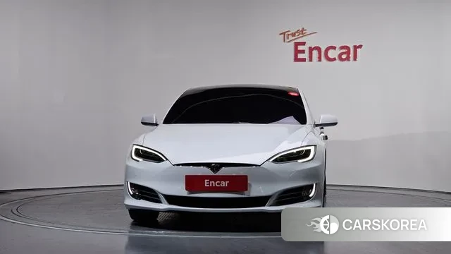 Tesla Model S id 3422423 из Кореи 14