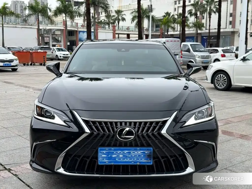 Lexus ES 2024 Черный из Китая, фото 3