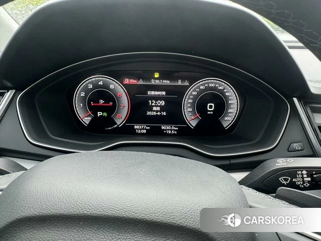 Audi Q5L 2022 Черный из Китая, фото 3