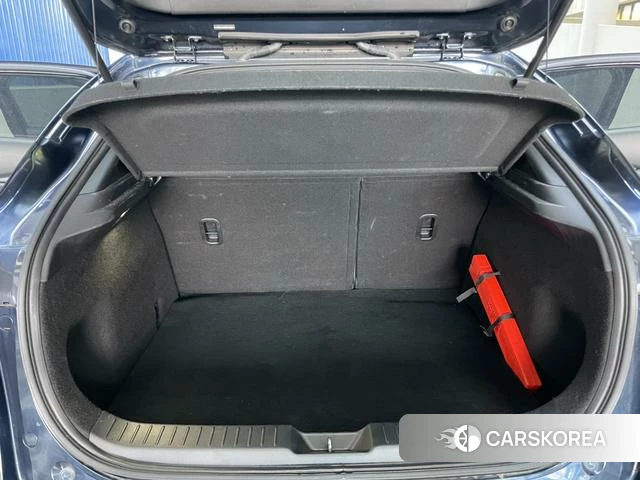 Mazda CX-30 id 4276032 из Китая 10