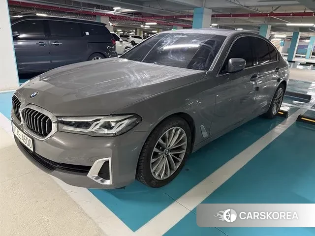 BMW 5 Series (G30) id 3517117 из Кореи 9