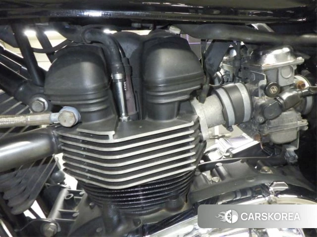 Engine photo
