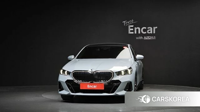 BMW 5 Series (G60) id 3952593 из Кореи 13