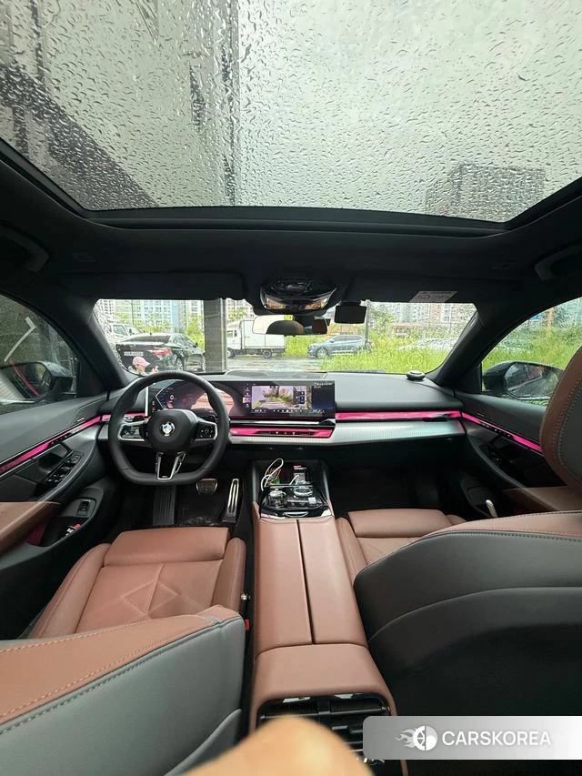 BMW 5 Series (G60) 2026 Черный из Кореи, фото 3