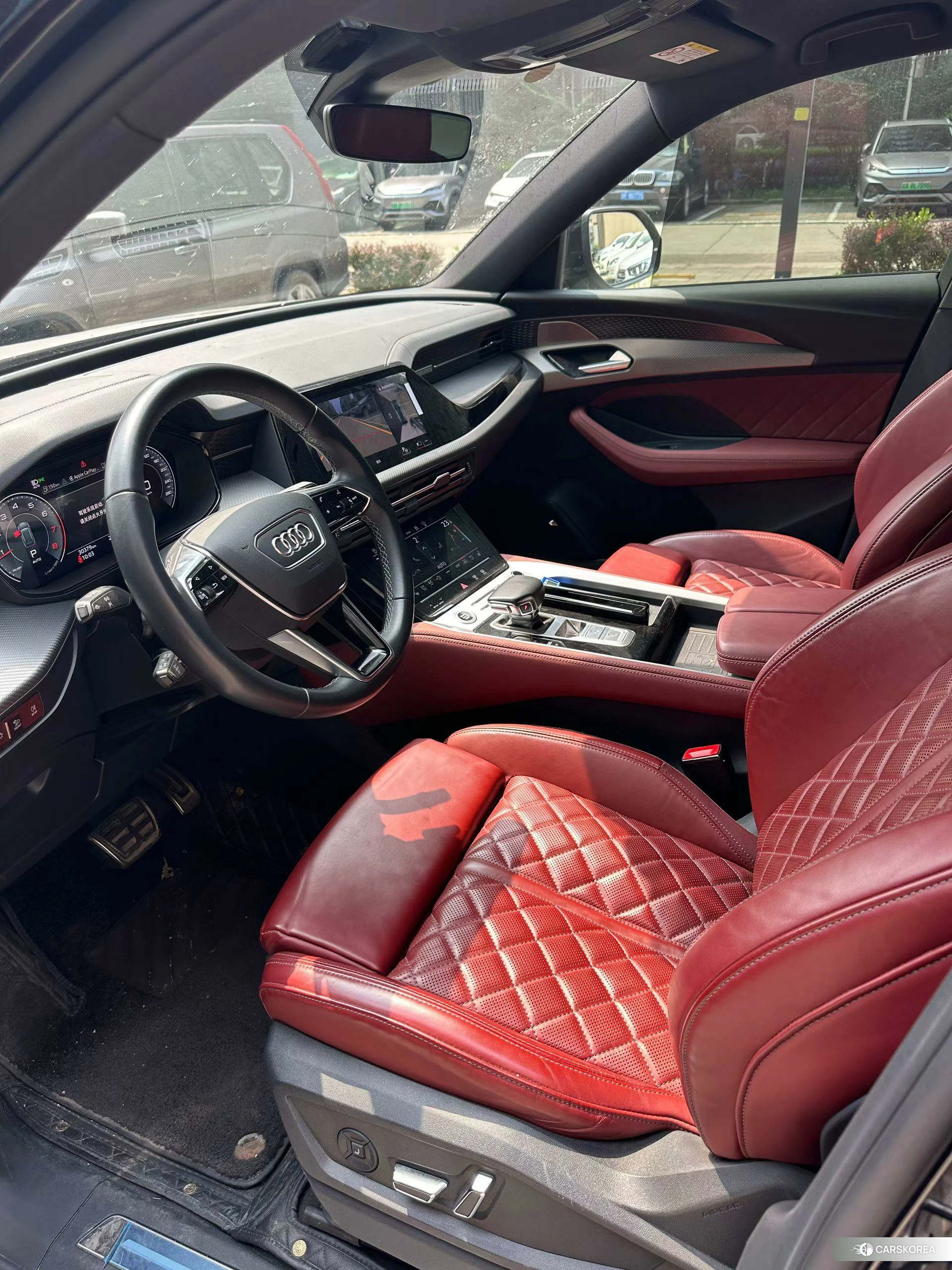 Audi Q6 2022 Черный из Китая, фото 3