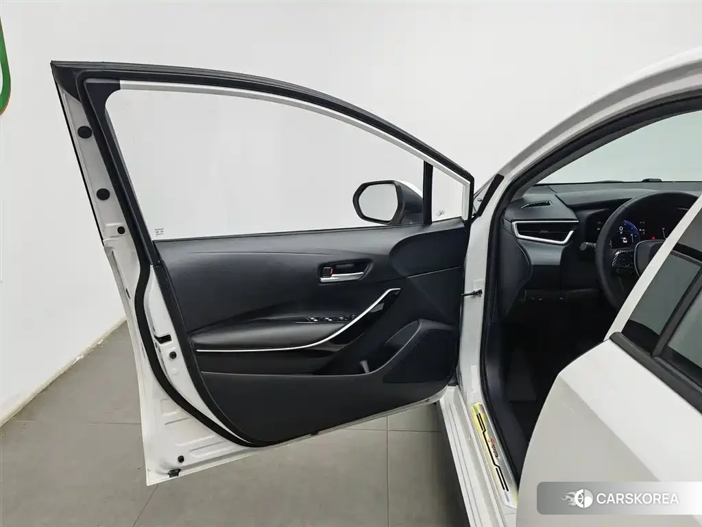 Toyota Corolla id 4570343 из Китая 17