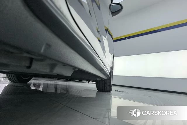 Audi A4L id 4253072 из Китая 10