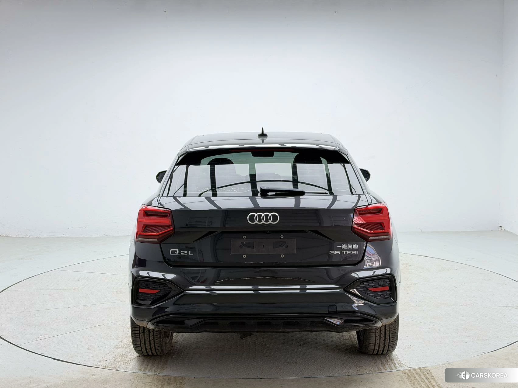 Audi Q2L id 4498798 из Китая 10