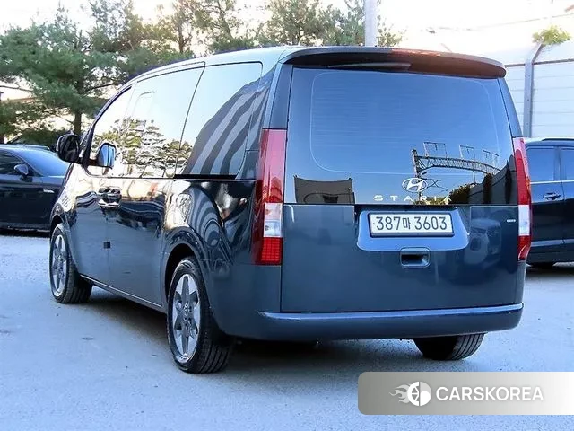 Hyundai Staria id 3342000 из Кореи 13