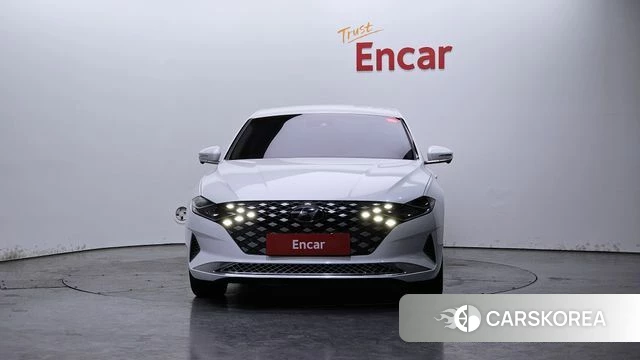 Hyundai The New Grandeur IG Hybrid id 3954653 из Кореи 13