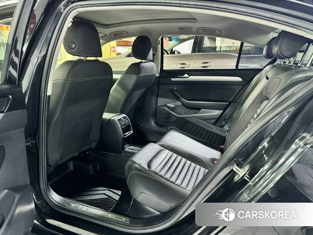 Volkswagen Magotan 2021 Черный из Китая, фото 3