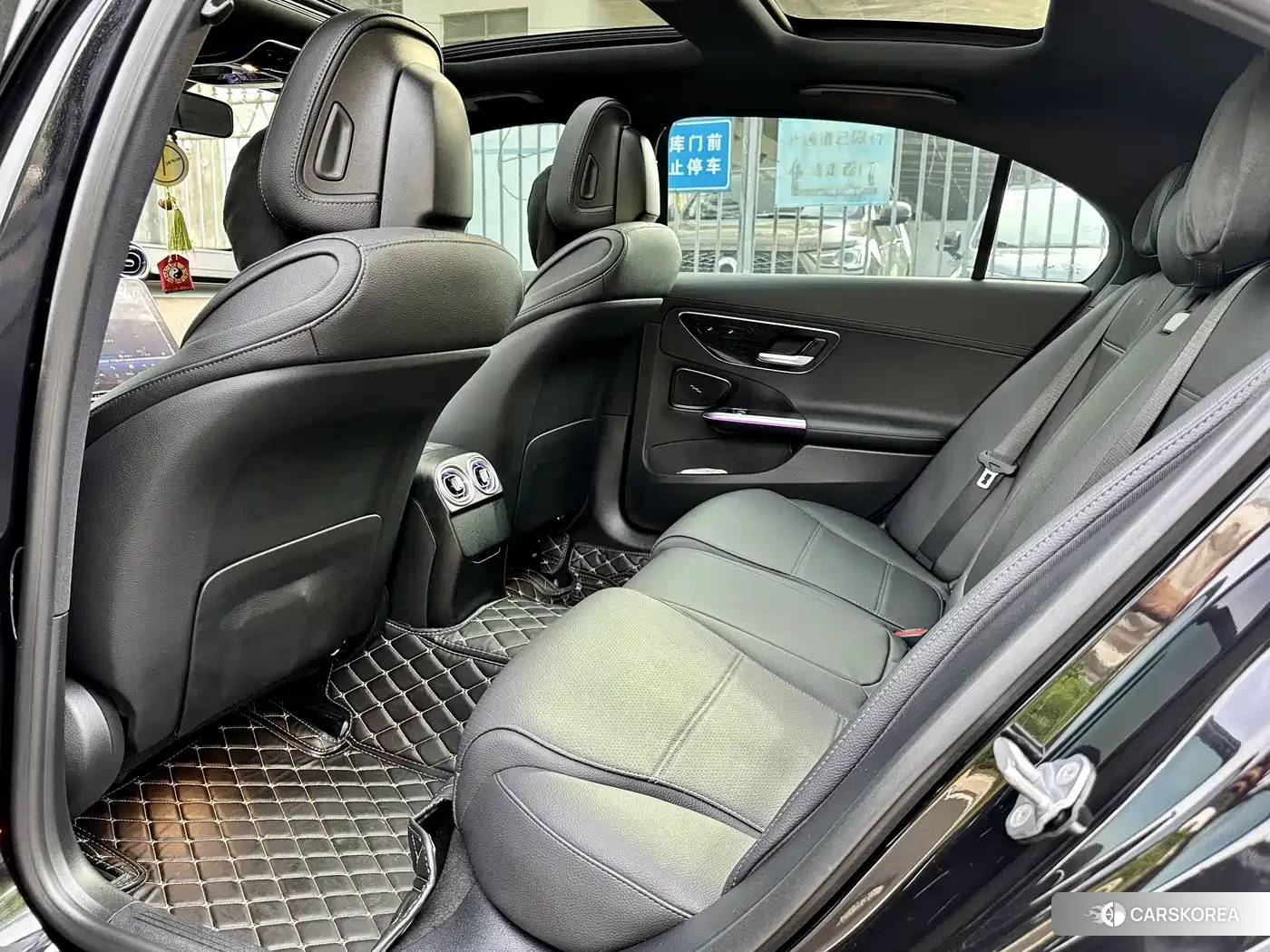 Mercedes-Benz C-class 2023 Черный из Китая, фото 3
