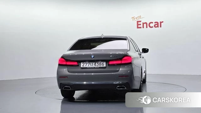 BMW 5 Series (G30) id 4769550 из Кореи 23