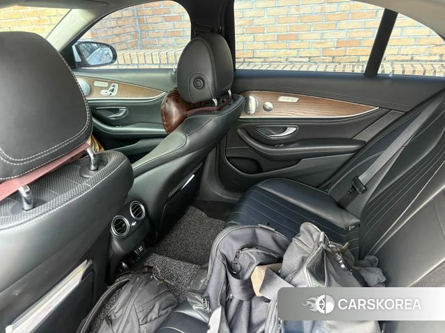Mercedes-Benz E-Class W213 2018 Белый из Кореи, фото 6