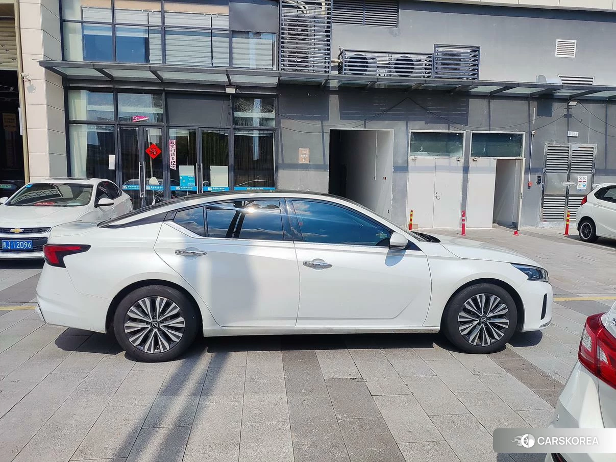Nissan Teana 2022 Белый из Китая, фото 3