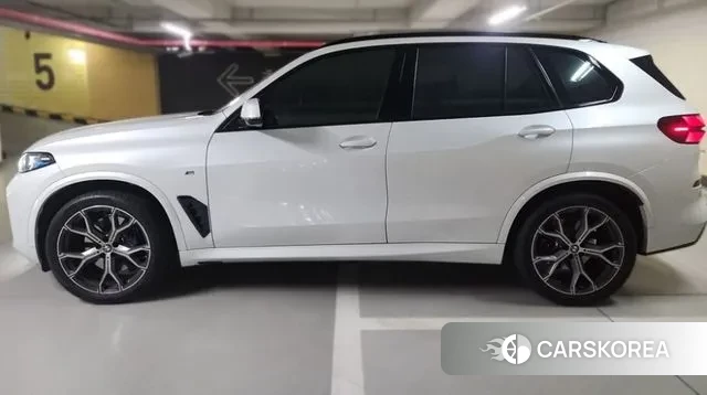 BMW X5 (G05) 2024 Белый из Кореи, фото 5