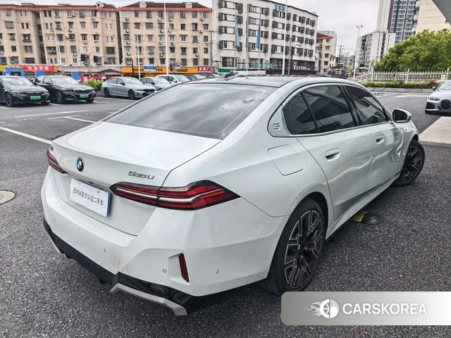 BMW 5 series 2024 Белый из Китая, фото 4