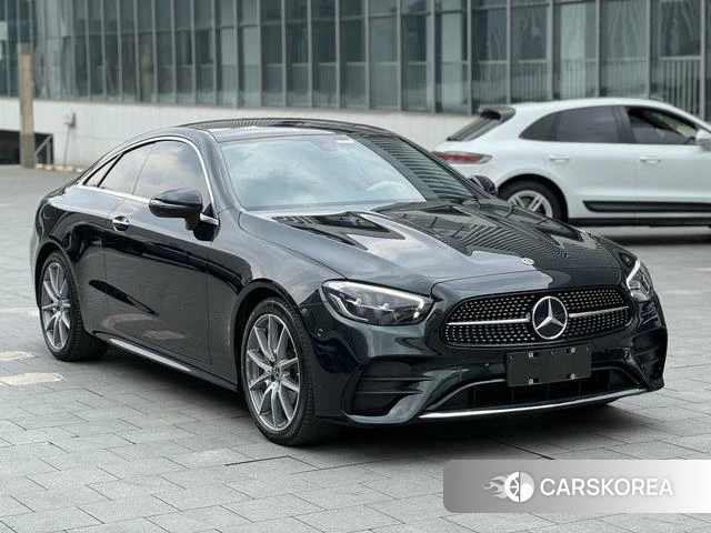 Mercedes-Benz E-class (imported) 2023 Зеленый из Китая, фото 3