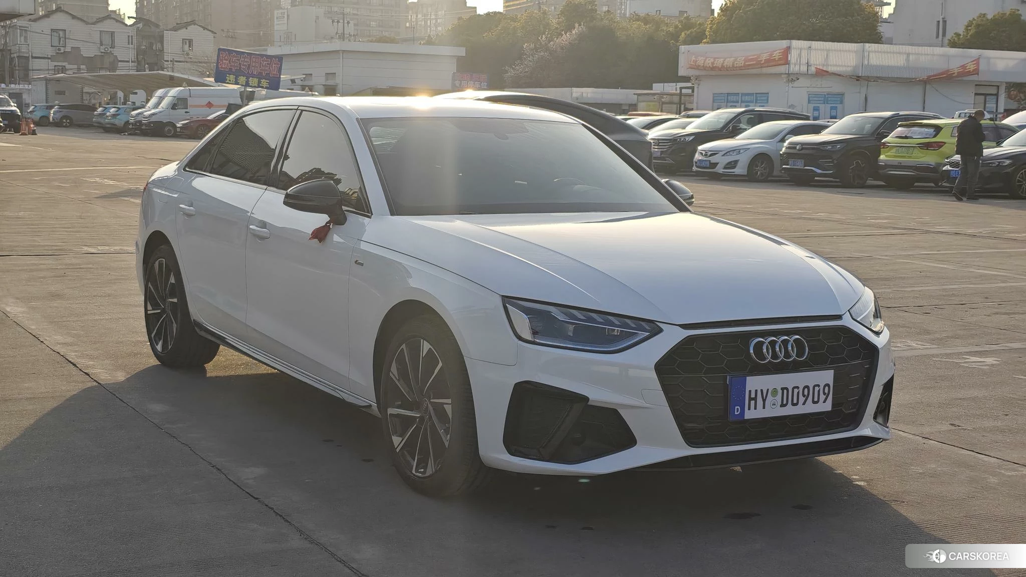 Audi A4L 2023 Белый из Китая, фото 3