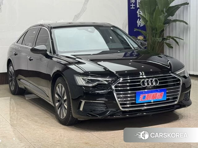 Audi A6L id 4333876 из Китая 16