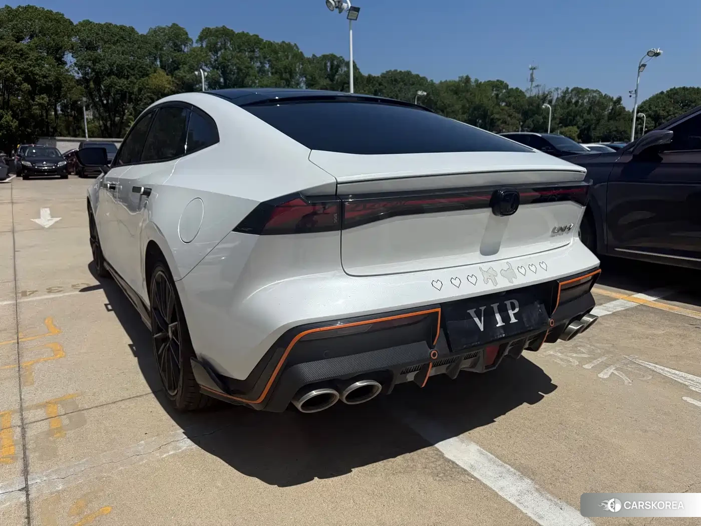 Chang'an UNI-V 2023 Белый из Китая, фото 4