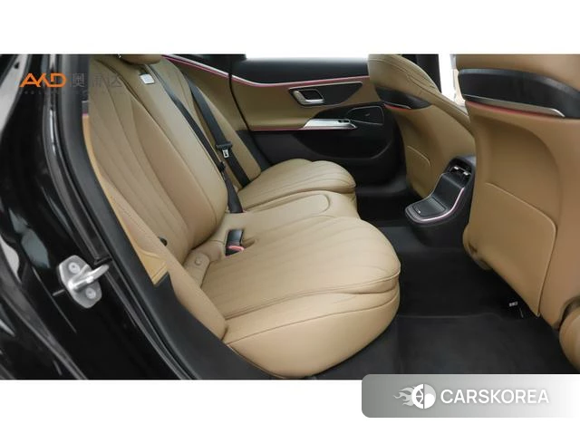 Mercedes-Benz E-class 2024 Черный из Китая, фото 3