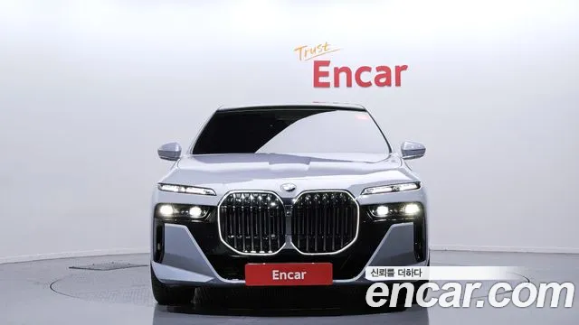 BMW 7 Series (G70) id 2717345 из Кореи 13