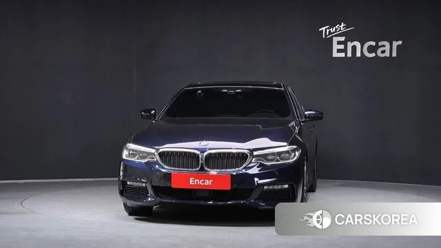 BMW 5 Series (G30) id 3622649 из Кореи 13