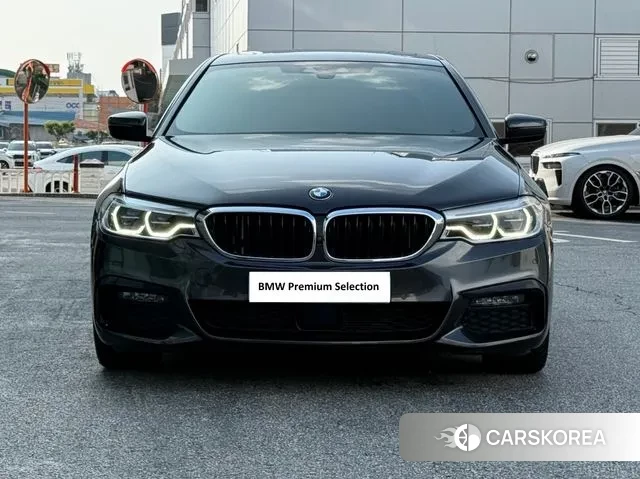 BMW 5 Series (G30) id 3060182 из Кореи 13