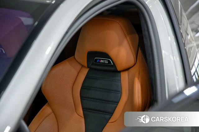 BMW M5 2021 Серебристо-серый из Китая, фото 3