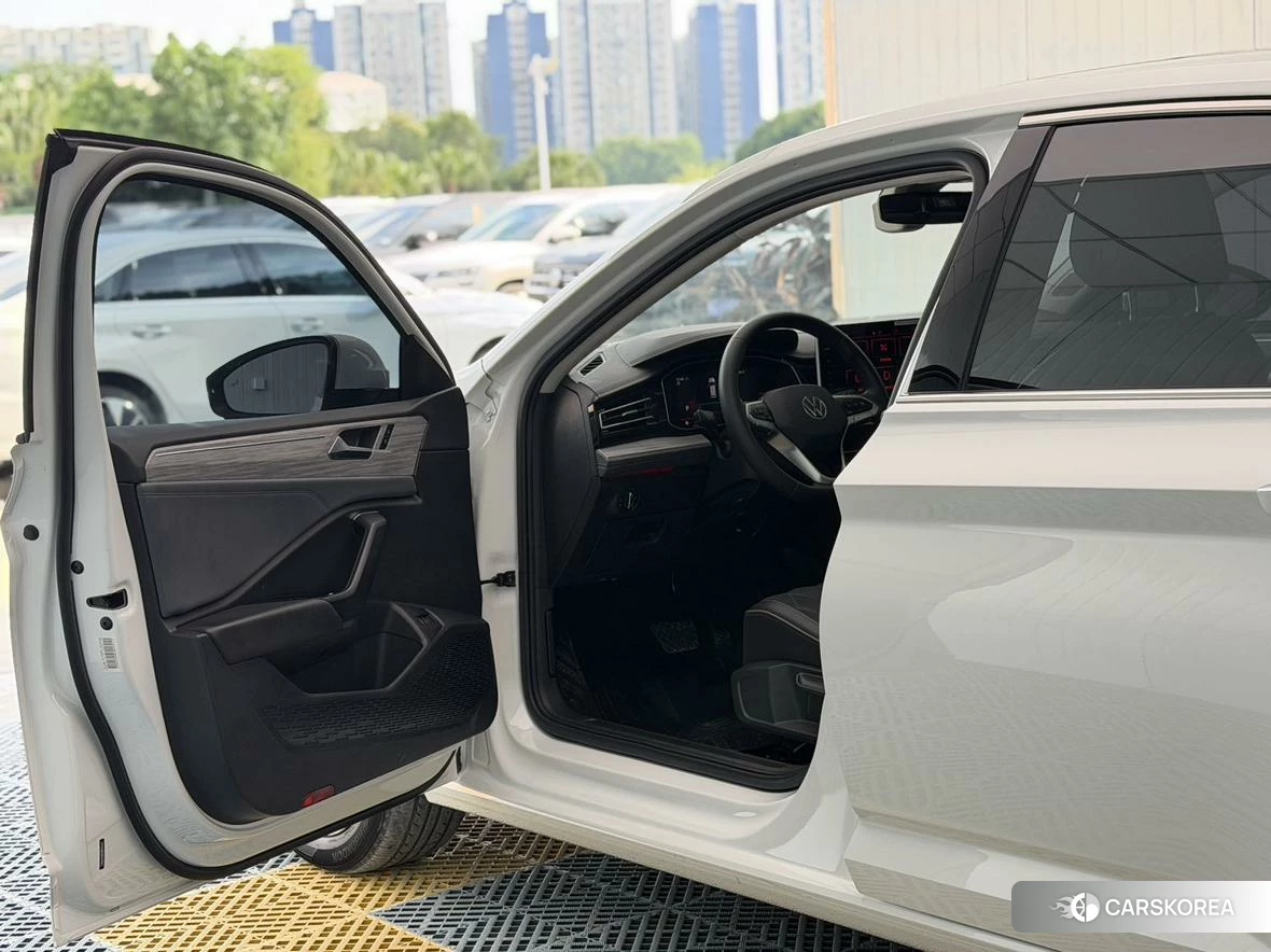 Volkswagen Sagitar id 4486441 из Китая 13