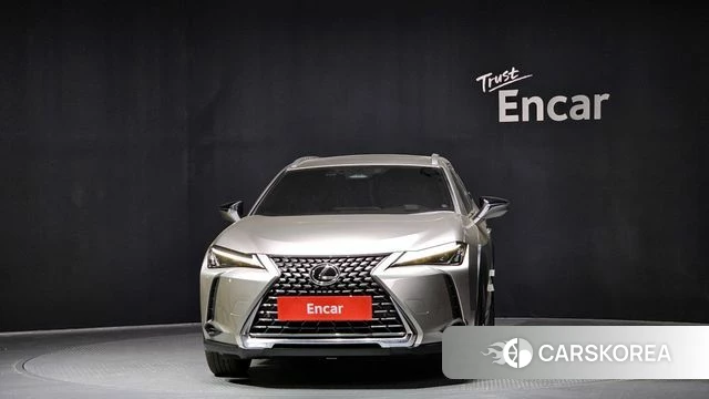 Lexus UX300h id 3825819 из Кореи 13