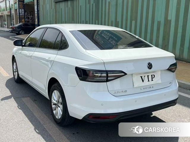 Volkswagen Lavida 2025 Белый из Китая, фото 3