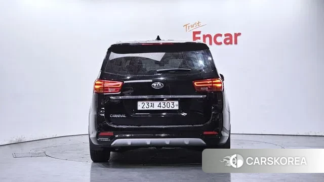 Kia The New Carnival id 3578820 из Кореи 13