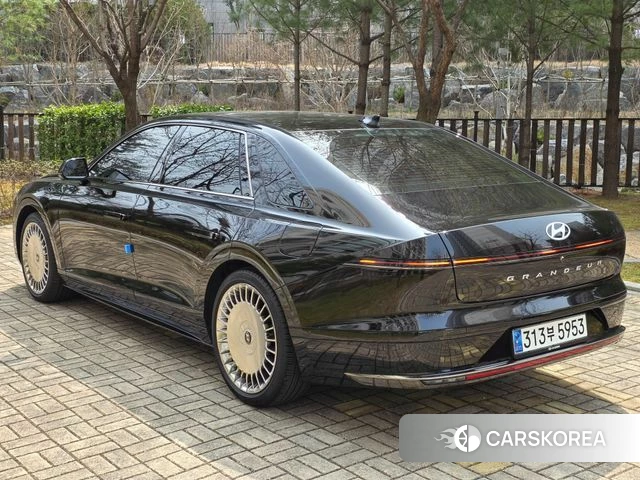 Hyundai Grandeur Hybrid (GN7) id 3850807 из Кореи 13