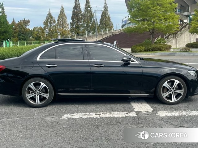 Mercedes-Benz E-Class W213 id 4873381 из Кореи 13