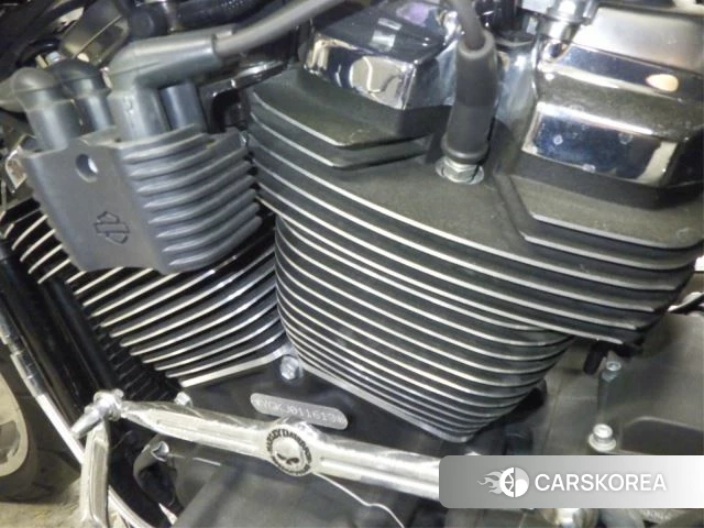 Engine photo