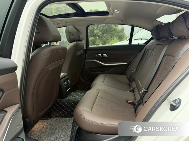 BMW 3 series id 4358943 из Китая 7