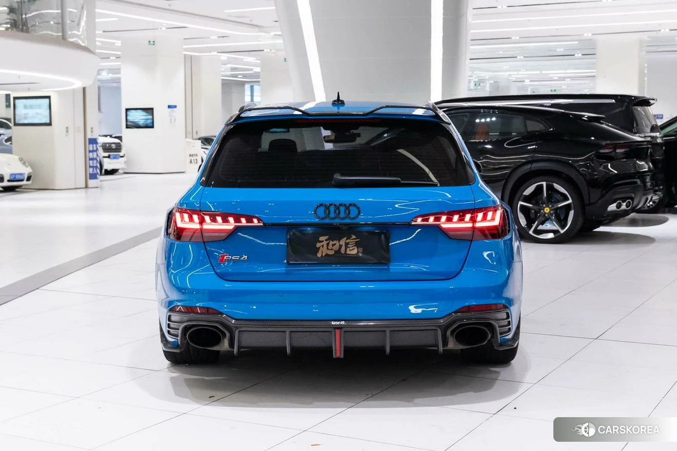 Audi RS 4 2020 Синий из Китая, фото 3
