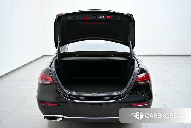 Mercedes-Benz E-class id 4297997 из Китая 13